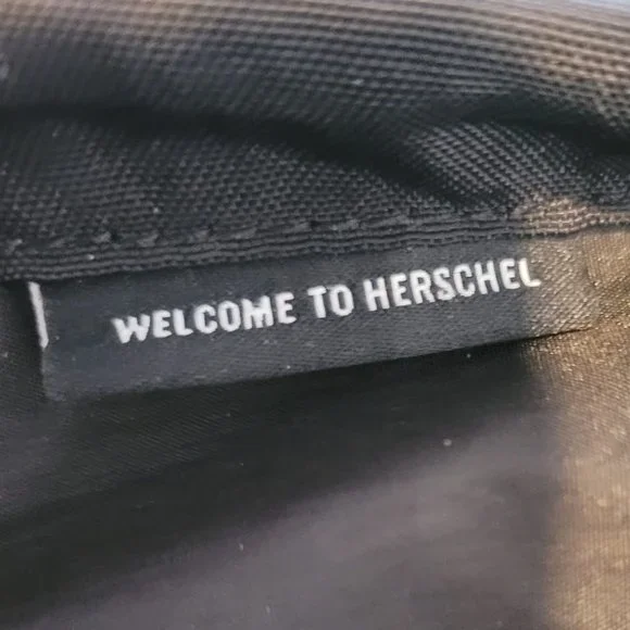 Black backpack - Picture 3 of 3